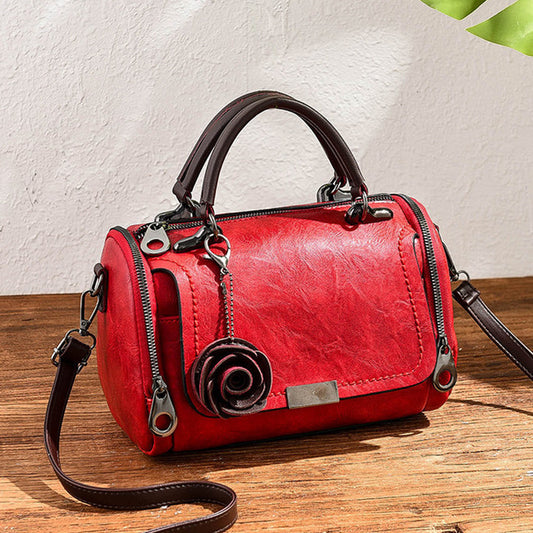Borsa da donna con ornamento floreale