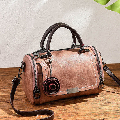 Borsa da donna con ornamento floreale